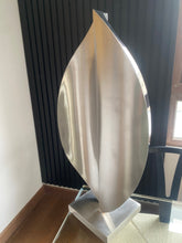 Hoja - Cristina Pizarro